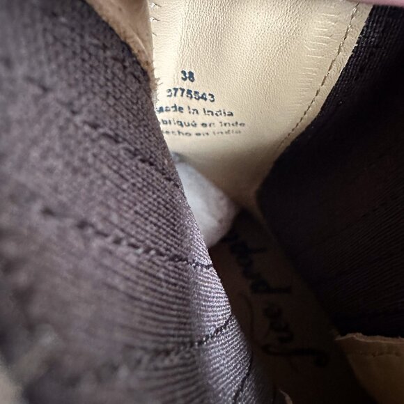 Free People Gray Taupe Frontier‎ Western Boot Women's size 7.5/ 38 EU Suede - Picture 8 of 10